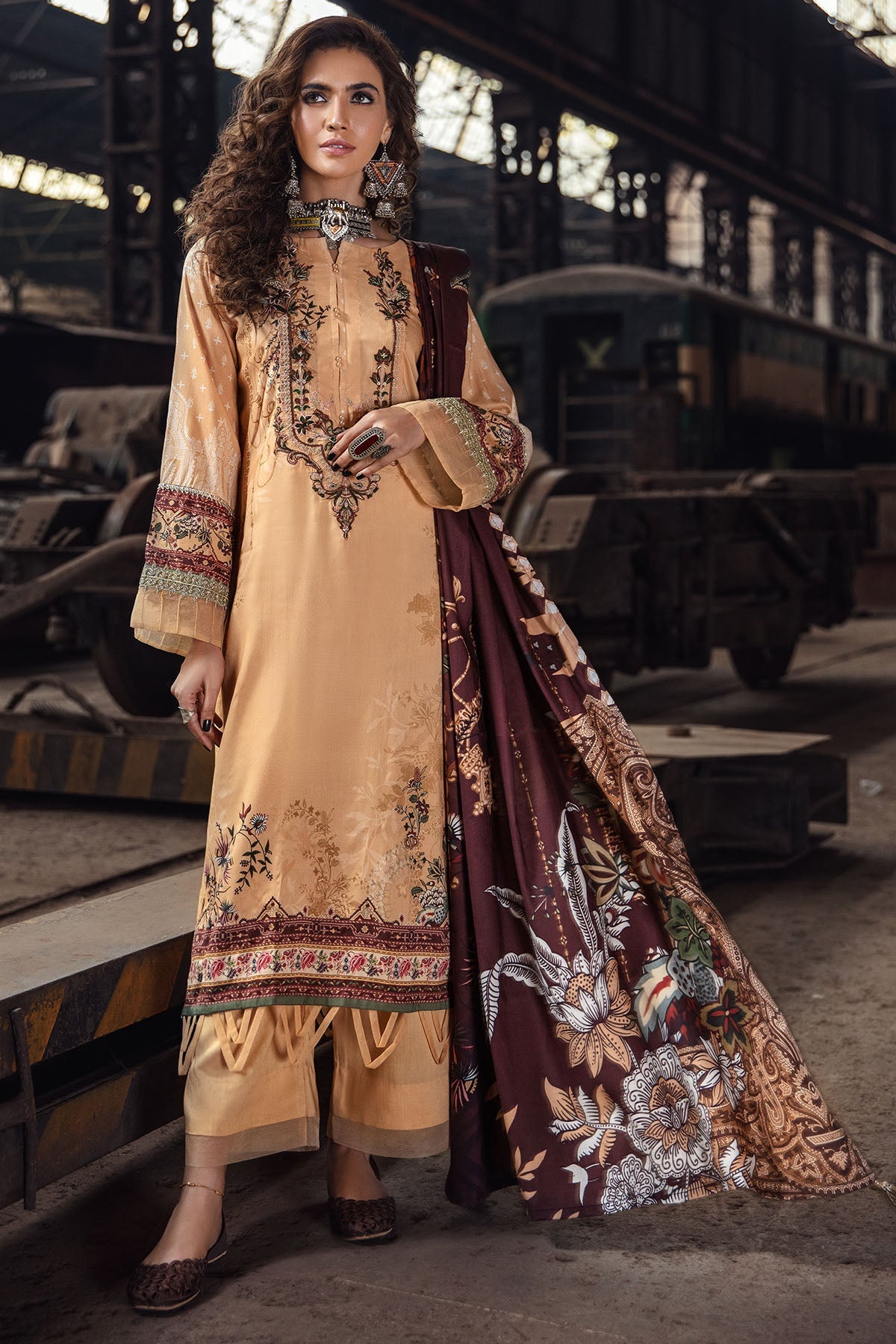 2630-LATTE DIGITAL PRINTED LINEN UNSTITCHED