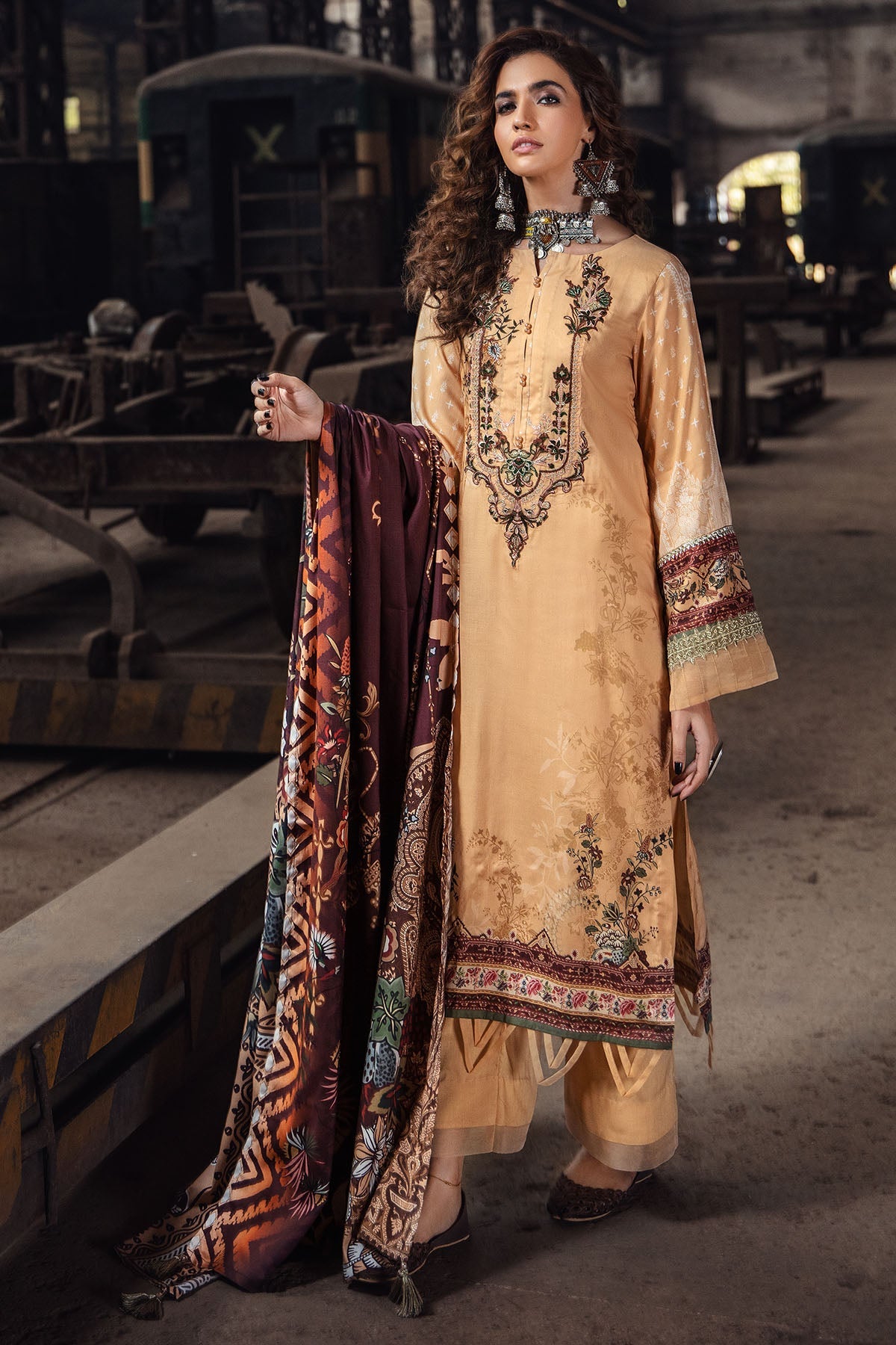 2630-LATTE DIGITAL PRINTED LINEN UNSTITCHED