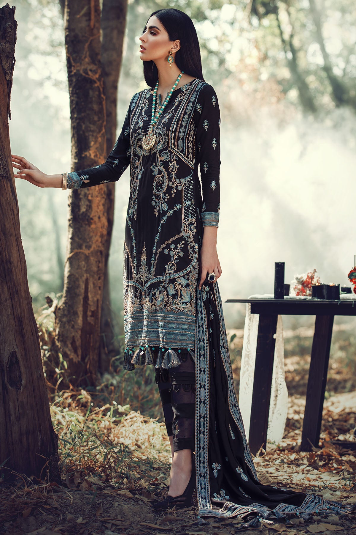2706-MIDNIGHT EMBROIDERED LINEN UNSTITCHED