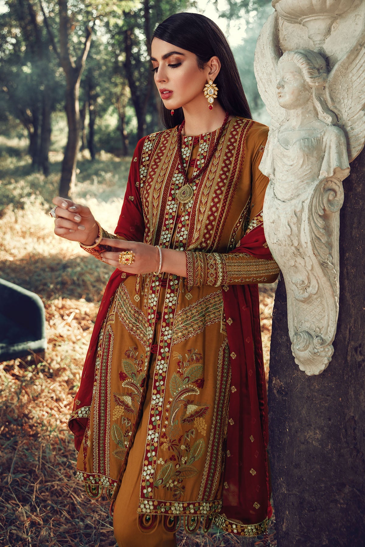 2698-MARI-GOLD EMBROIDERED LINEN UNSTITCHED
