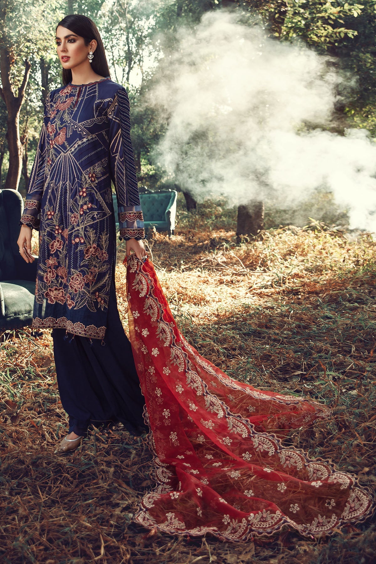 2699-LAPIS-LAZULI EMBROIDERED LINEN UNSTITCHED