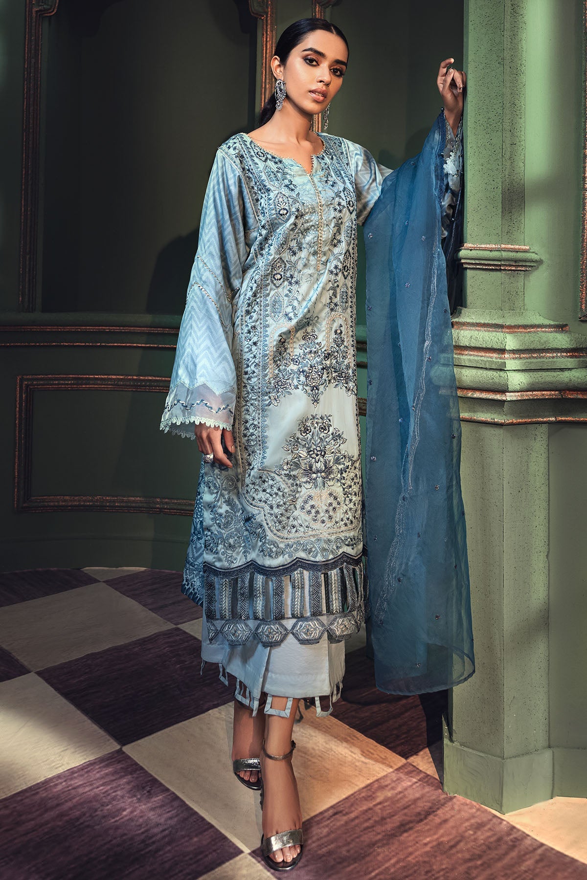 2672-CAROLINA EMBROIDERED COTTON SATIN UNSTITCHED