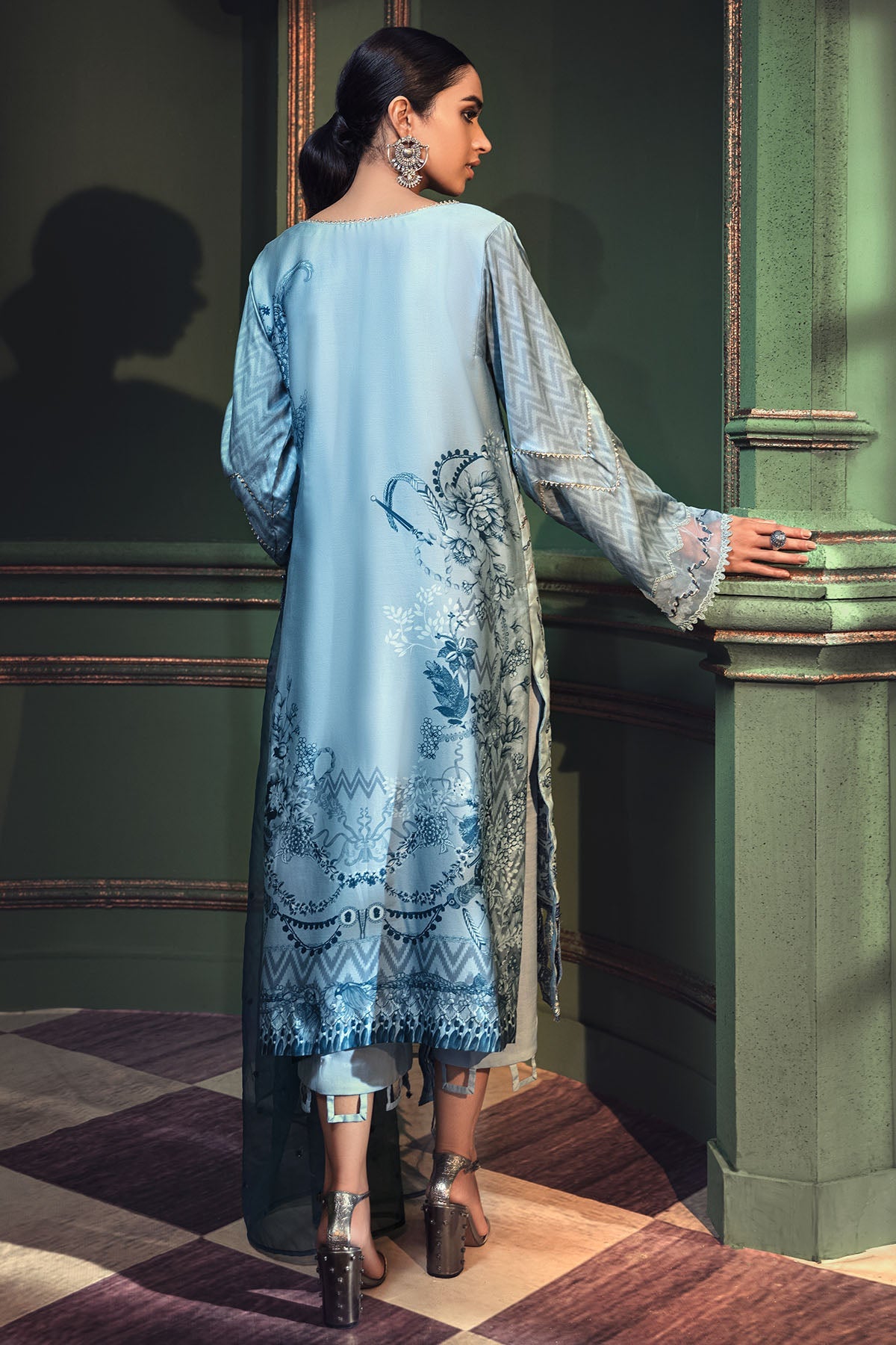 2672-CAROLINA EMBROIDERED COTTON SATIN UNSTITCHED