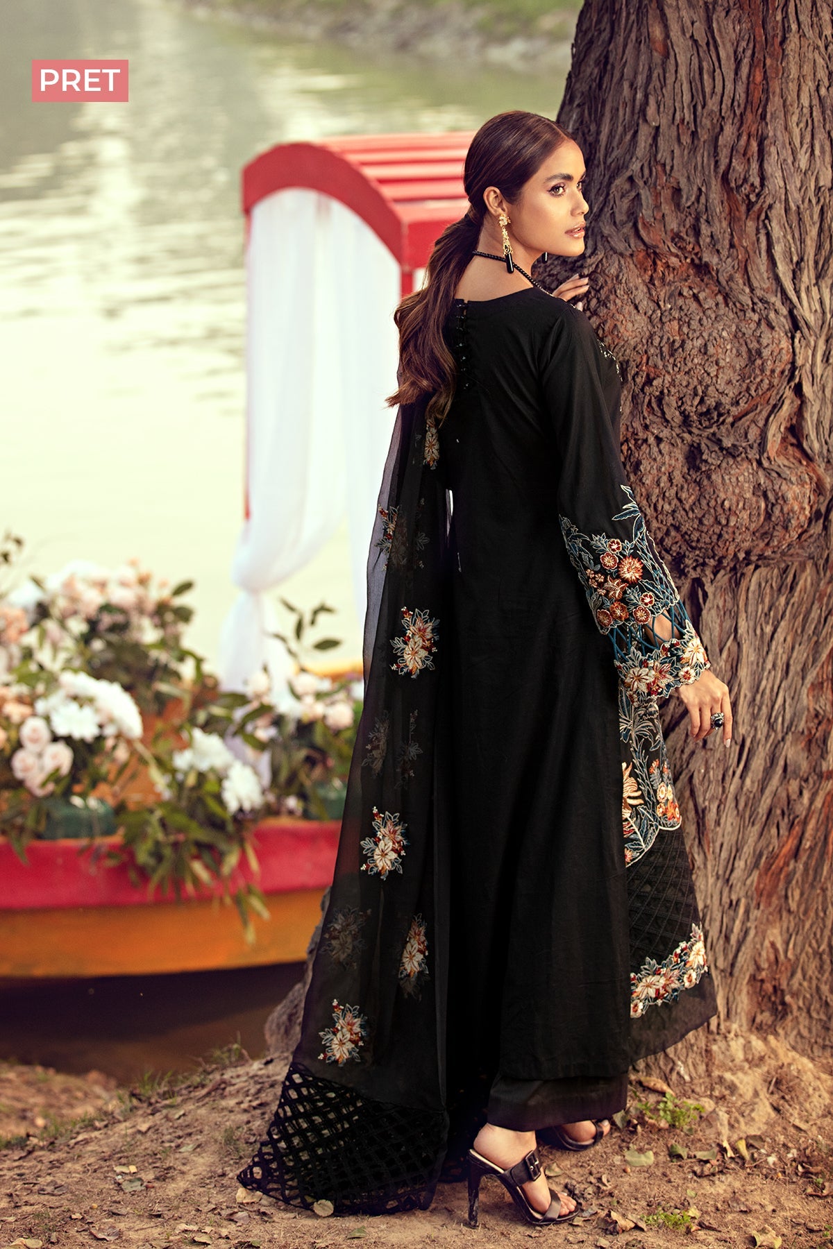 2804-TROPICAL-RAVEN EMBROIDERED LAWN STITCHED