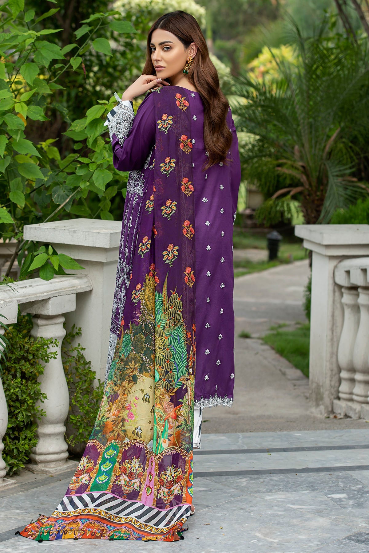 2591-DEEP-LILAC EMBROIDERED LAWN UNSTITCHED