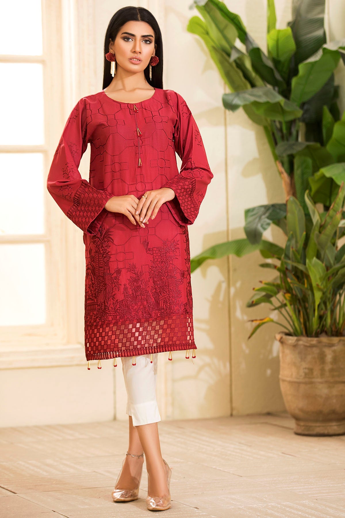 2477-MAROON EMBROIDERED LAWN STITCHED