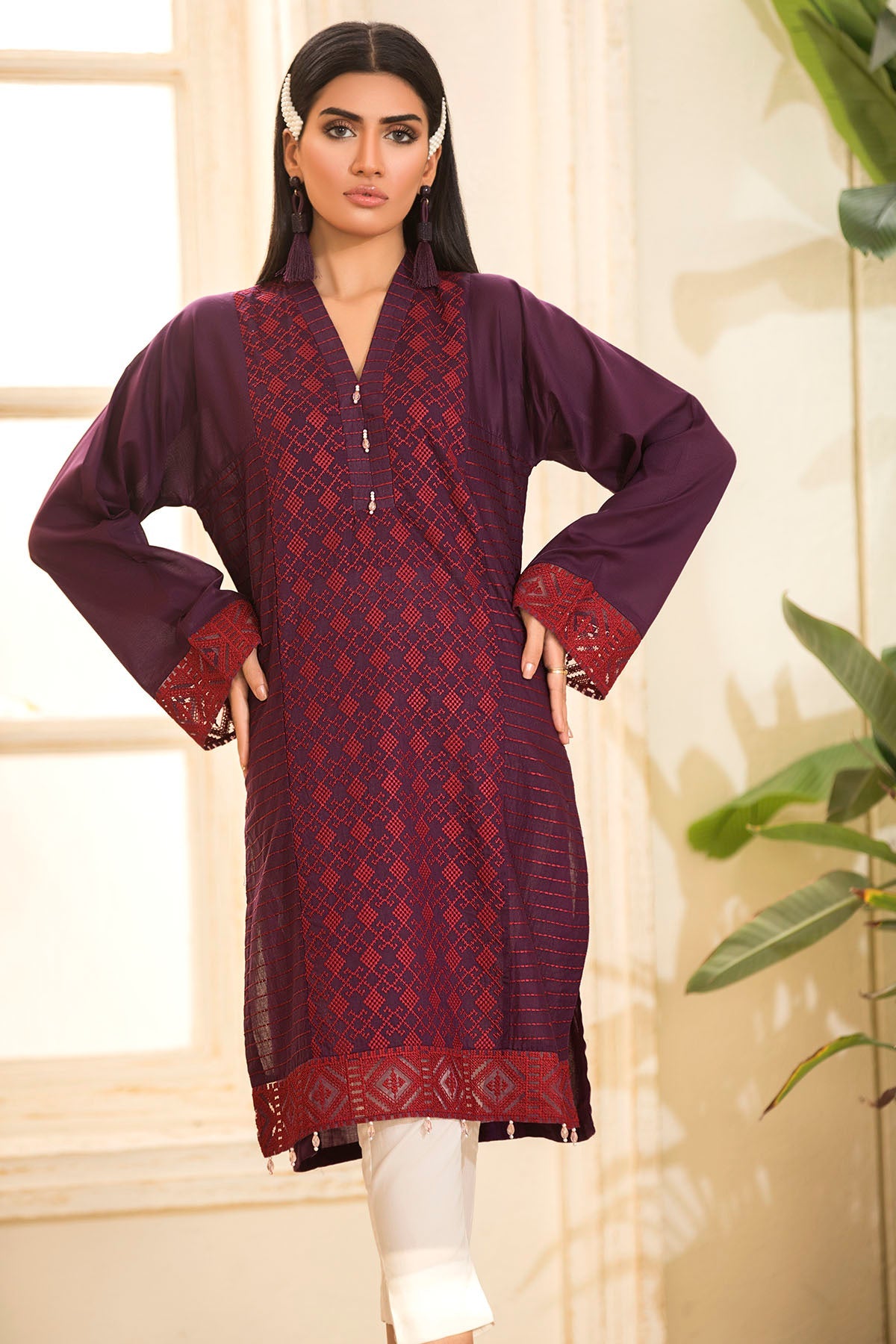 2476-PURPLE EMBROIDERED LAWN STITCHED