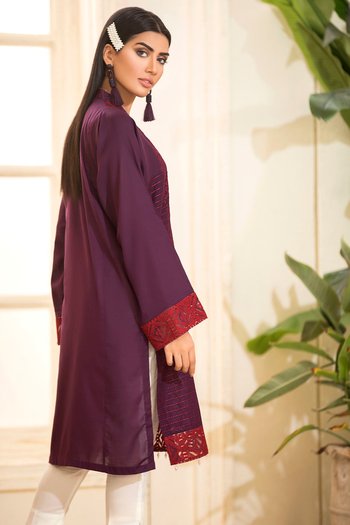 2476-PURPLE EMBROIDERED LAWN STITCHED