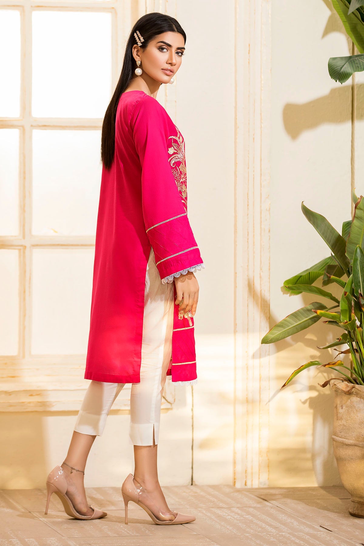 2470-HOT-PINK EMBROIDERED LAWN STITCHED