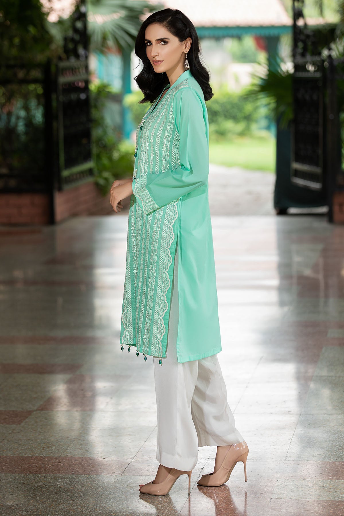 2465-AQUA-MARINE EMBROIDERED LAWN STITCHED
