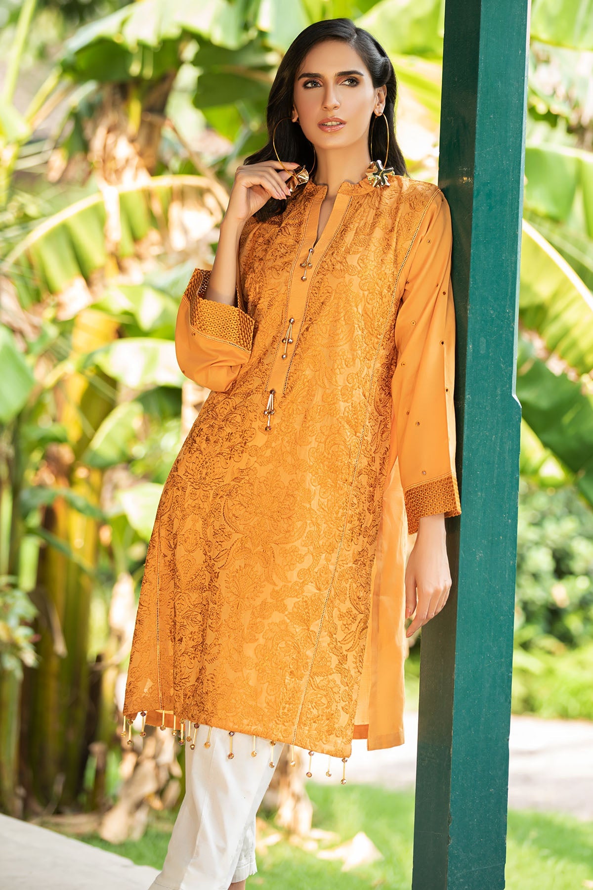 2483-PERU EMBROIDERED LAWN STITCHED