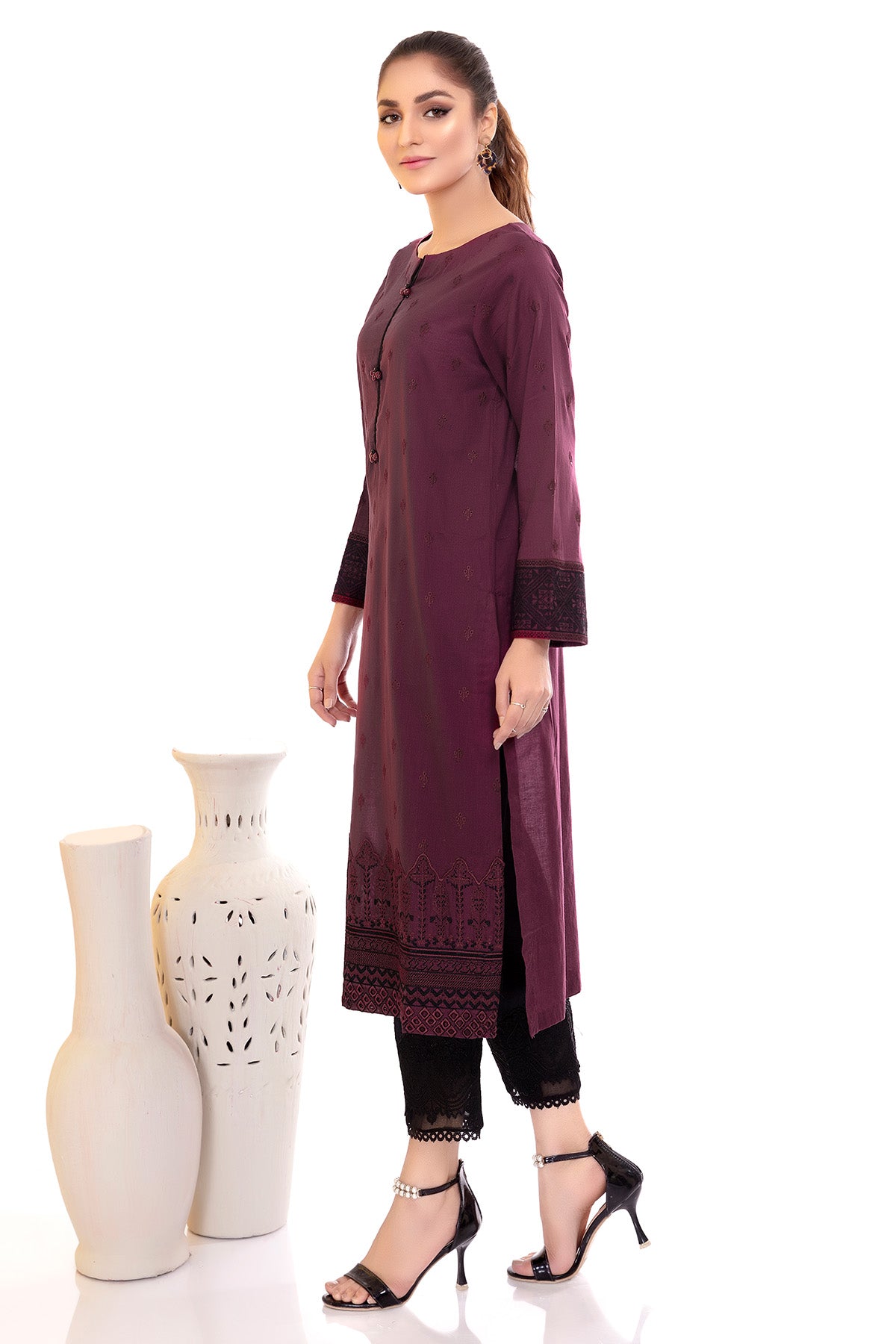 2505-ROYA EMBROIDERED LAWN STITCHED