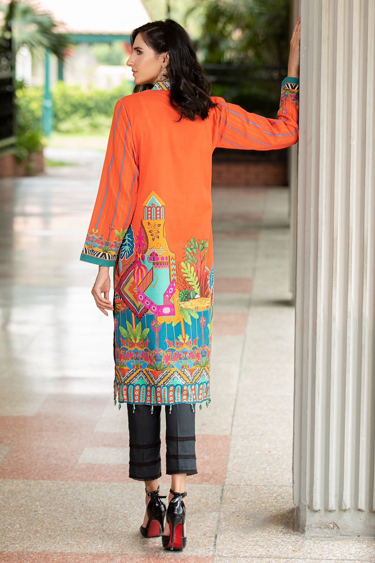 2539-SUNSET-ORANGE DIGITAL PRINTED LAWN STITCHED