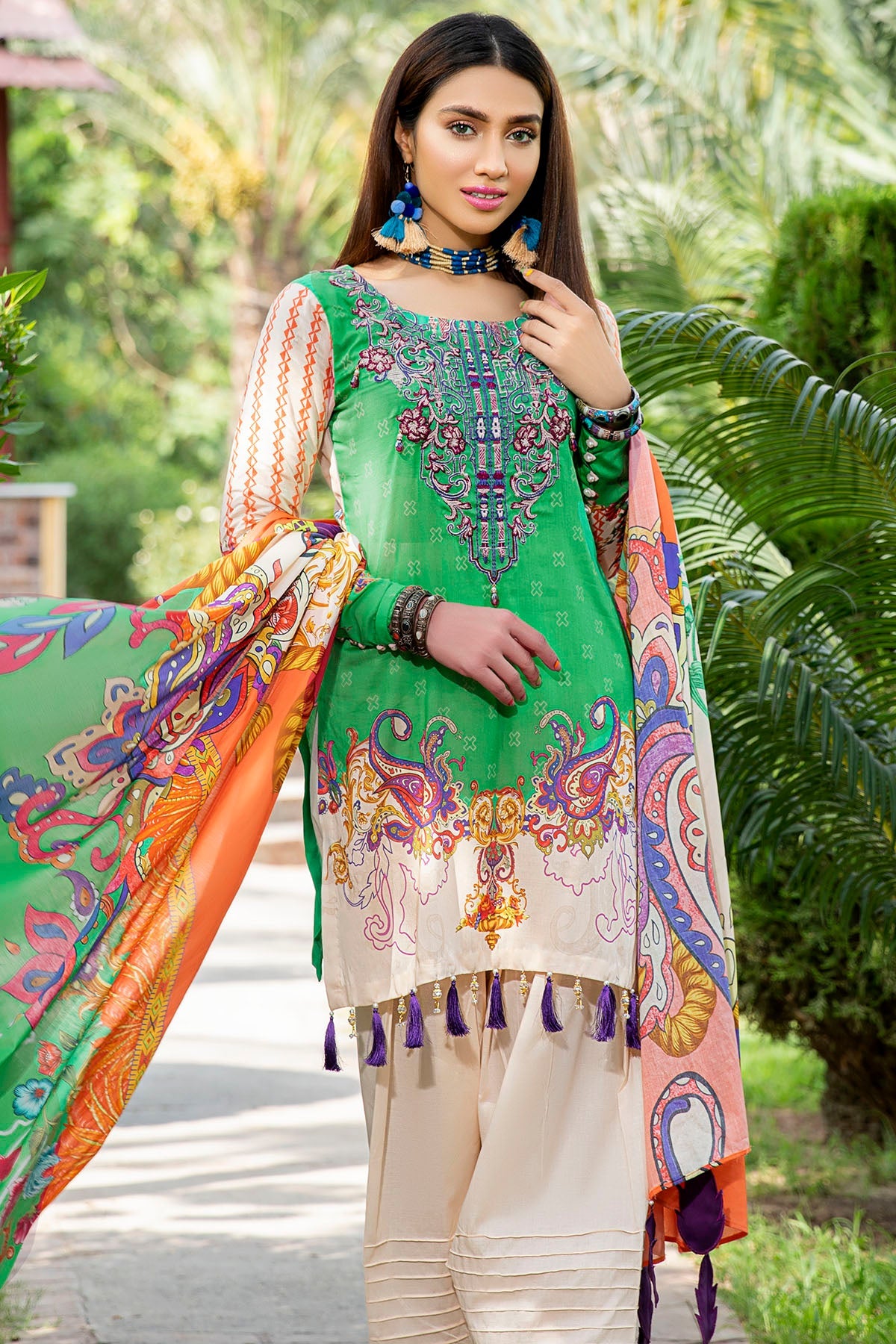 2550-GREEN DIGITAL PRINTED LAWN UNSTITCHED