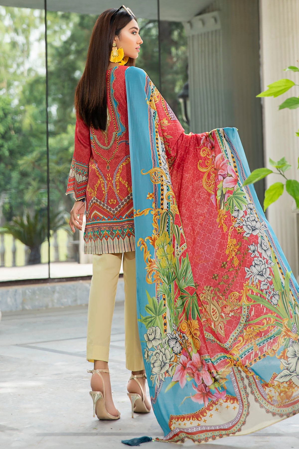 2554-RASPBERRY DIGITAL PRINTED LAWN UNSTITCHED