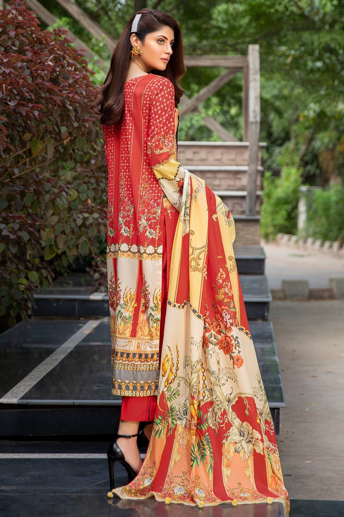 2561-RED DIGITAL PRINTED LAWN UNSTITCHED