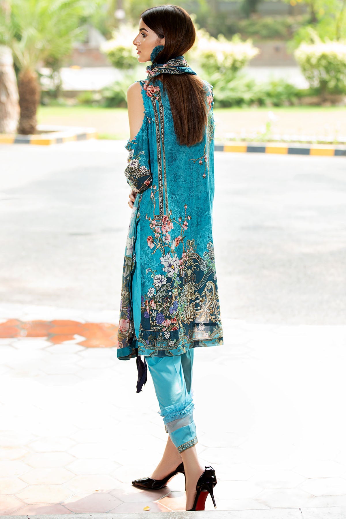 2598-BLUE-SAPPHIRE DIGITAL PRINTED LAWN UNSTITCHED