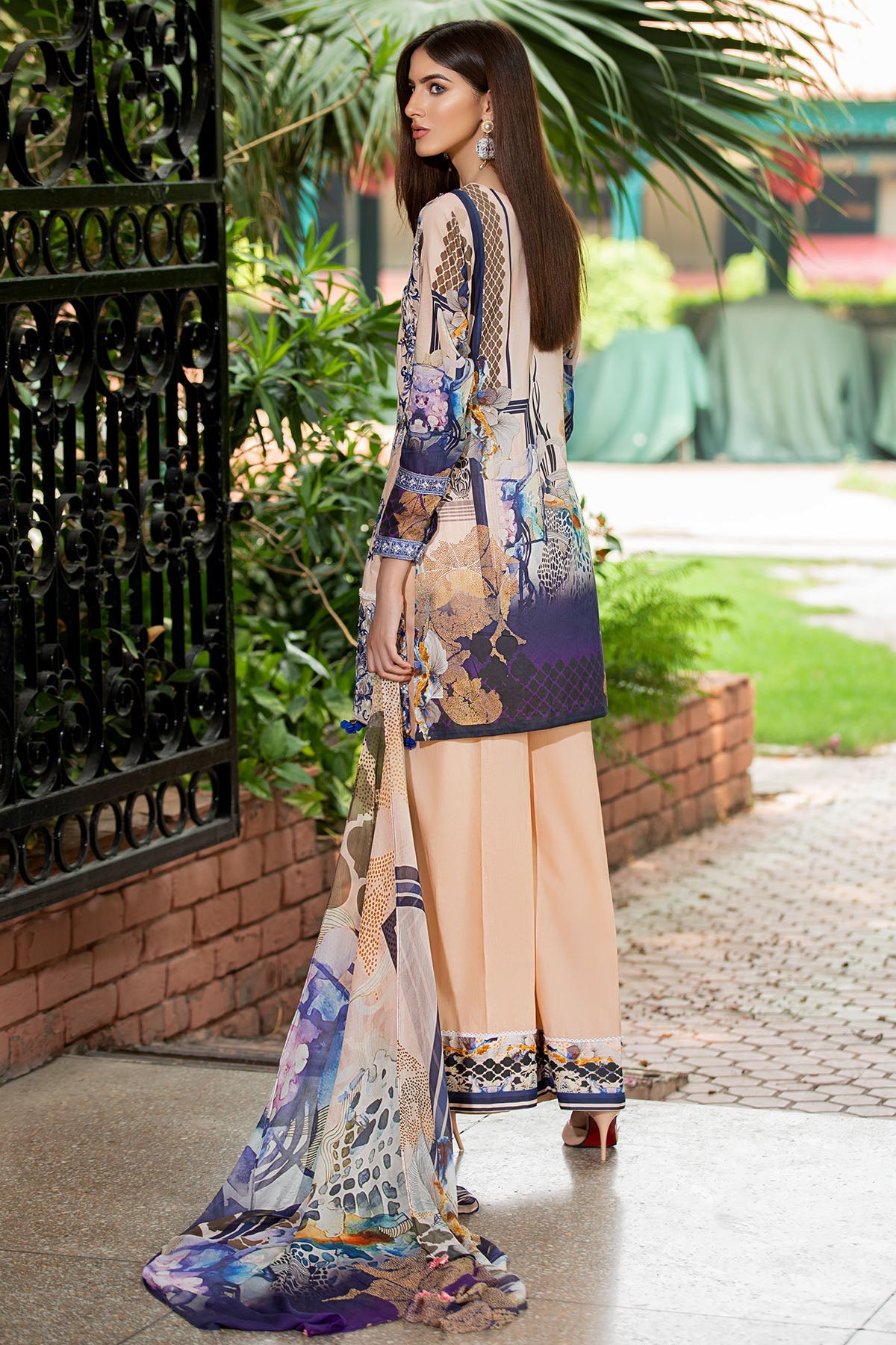 2599-FRENCH-ROSE DIGITAL PRINTED LAWN UNSTITCHED