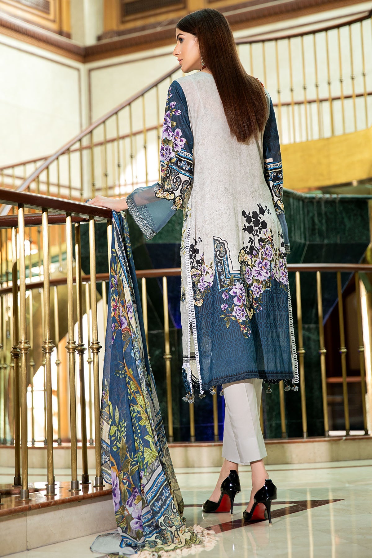 2603-TROLLEY-GREY DIGITAL PRINTED LAWN UNSTITCHED