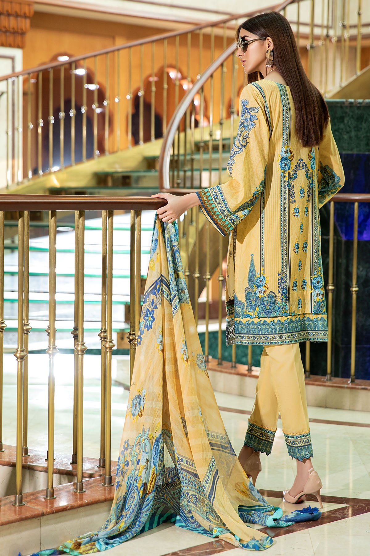 2604-PALE-GOLD DIGITAL PRINTED LAWN UNSTITCHED