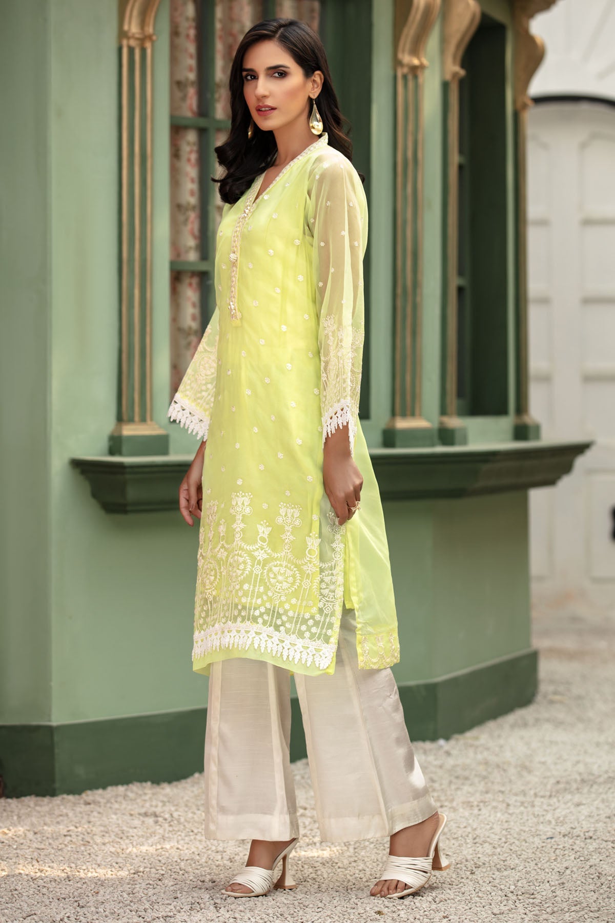 2678-MOON-LIGHT EMBROIDERED ORGANZA STITCHED
