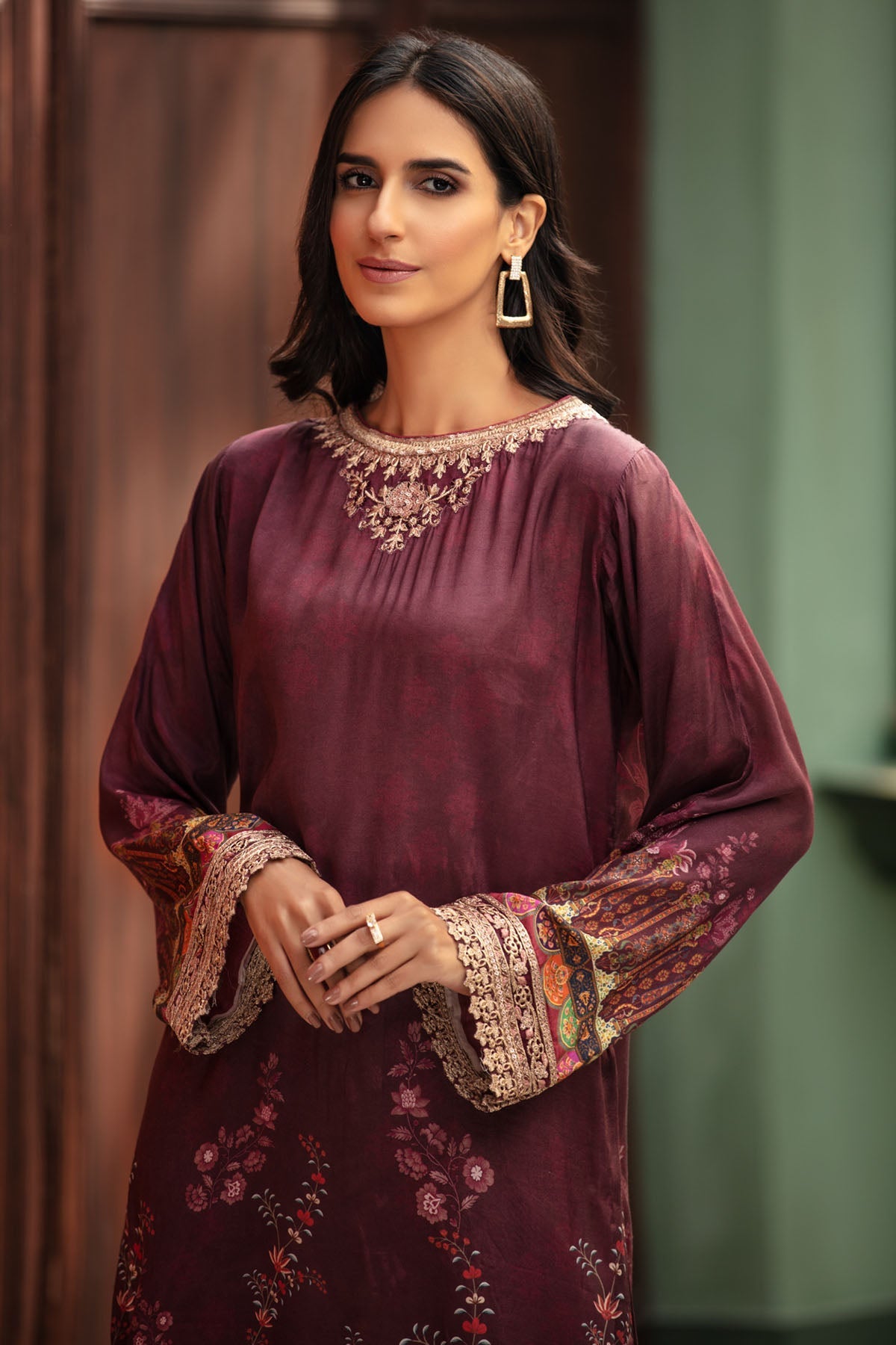 2689-WINE-FROST DIGITAL PRINTED SILK STITCHED