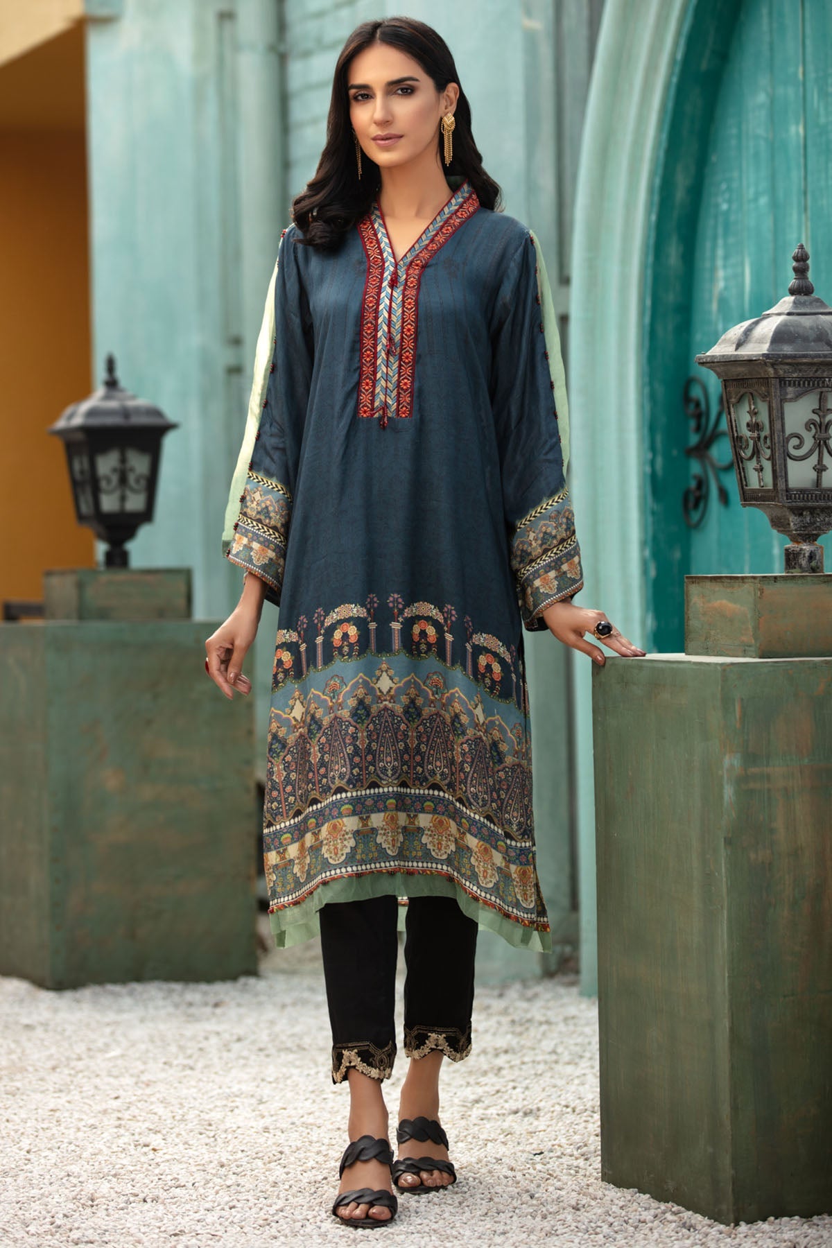 2691-MUGHAL-ORCHARD DIGITAL PRINTED SILK STITCHED