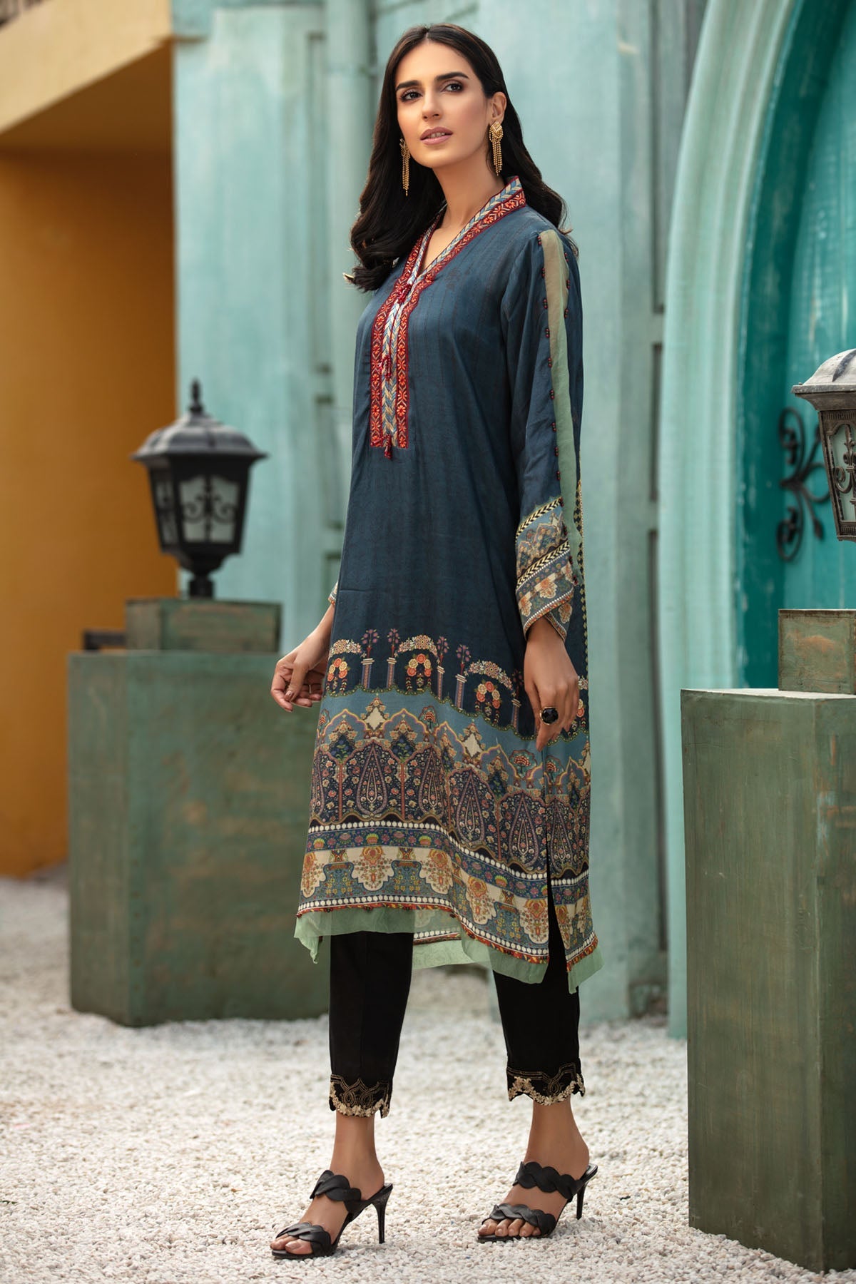 2691-MUGHAL-ORCHARD DIGITAL PRINTED SILK STITCHED