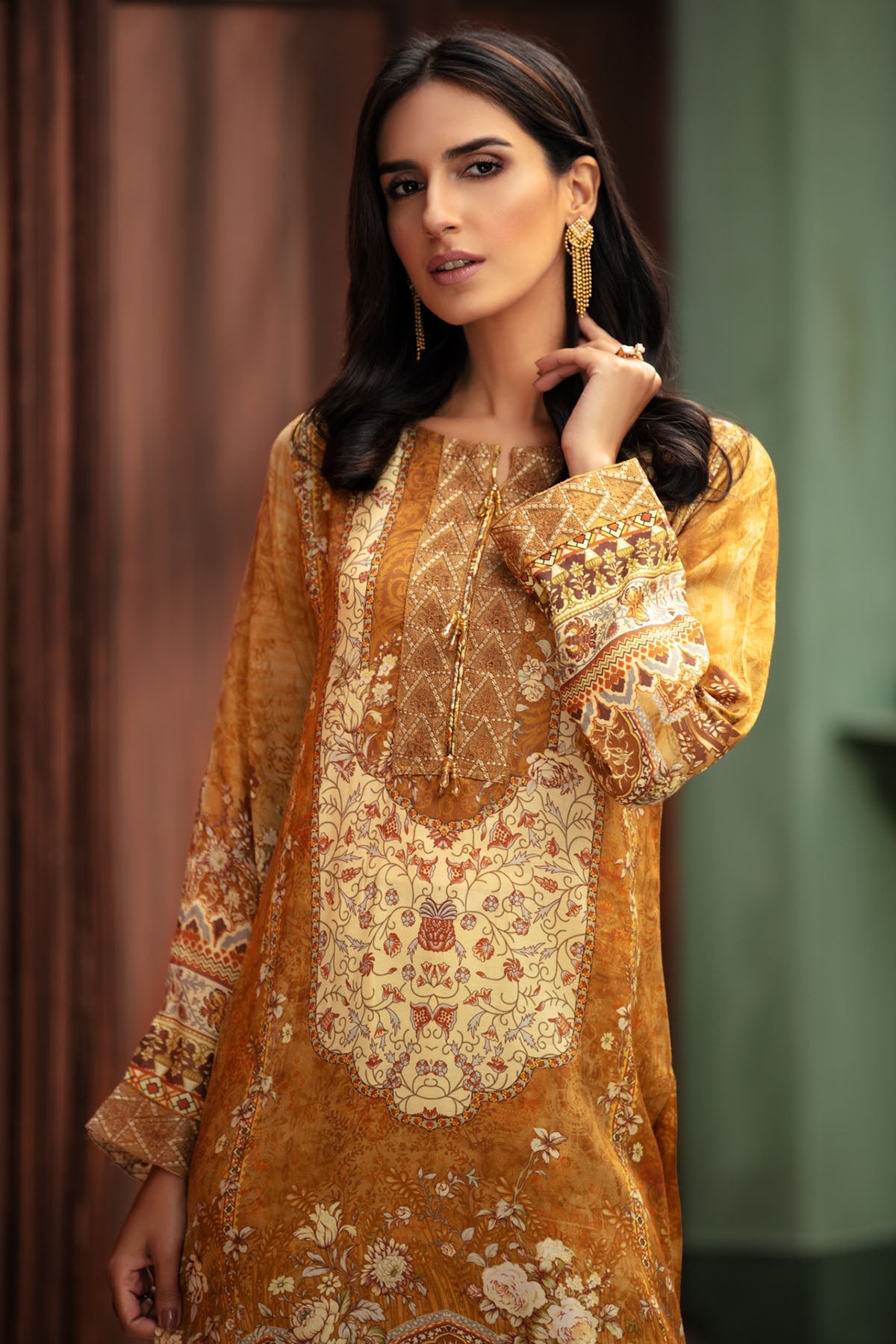 2693-PERSIAN-MELODY DIGITAL PRINTED SILK STITCHED