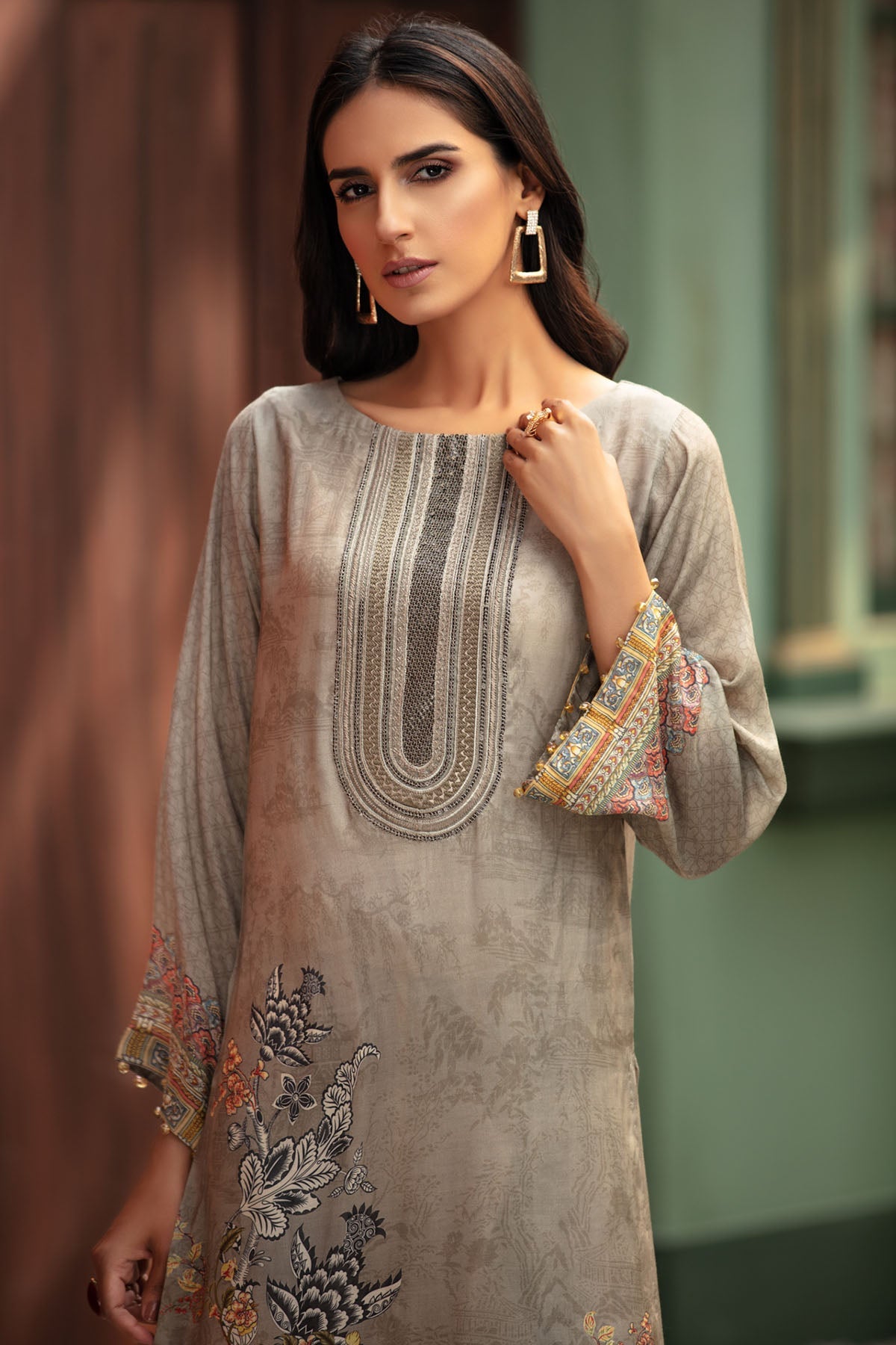 2694-GLIMMER-SHIMMER DIGITAL PRINTED SILK STITCHED