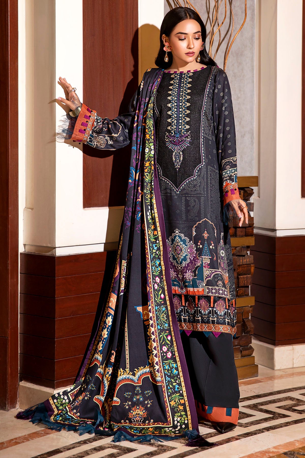 2724-CHARCOAL DIGITAL PRINTED COTAIL UNSTITCHED