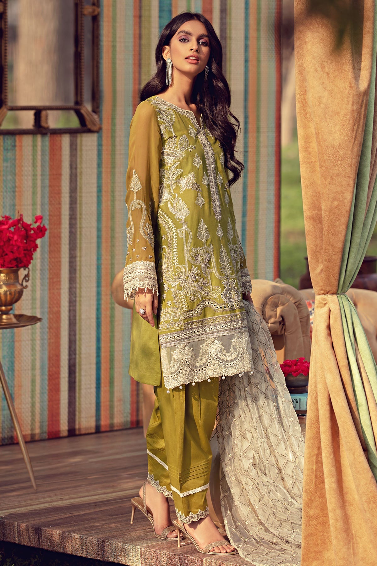2805-GREEN-OLIVES EMBROIDERED LAWN UNSTITCHED