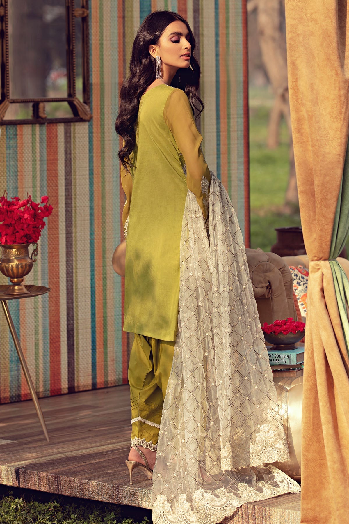 2805-GREEN-OLIVES EMBROIDERED LAWN UNSTITCHED