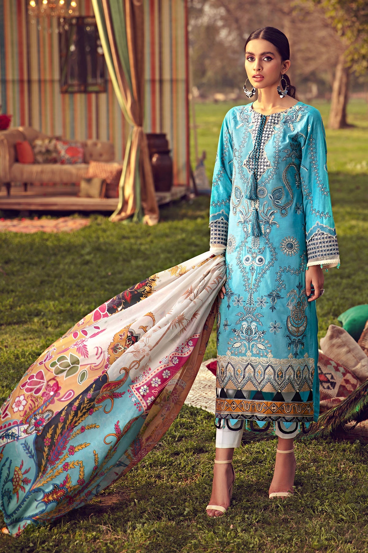 2809-OCEAN-BLUE EMBROIDERED LAWN UNSTITCHED