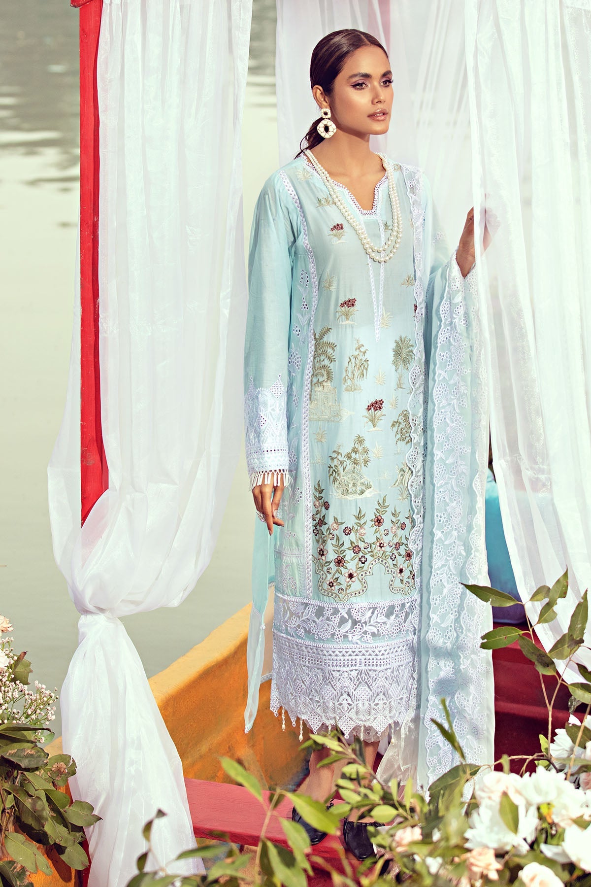 2811-SAPPHIRE EMBROIDERED LAWN UNSTITCHED