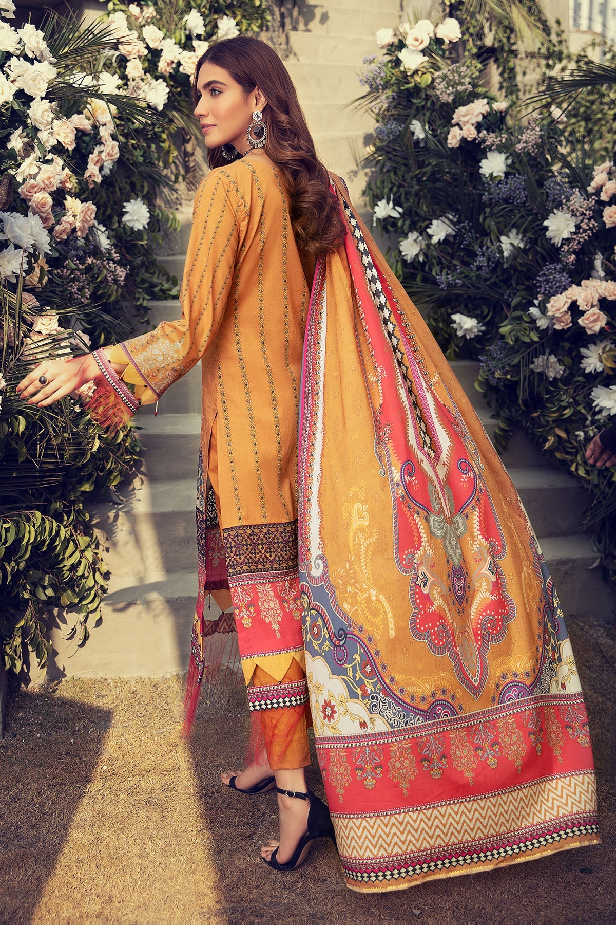 2813-ETHNIC-PLAY DIGITAL PRINTED LAWN UNSTITCHED