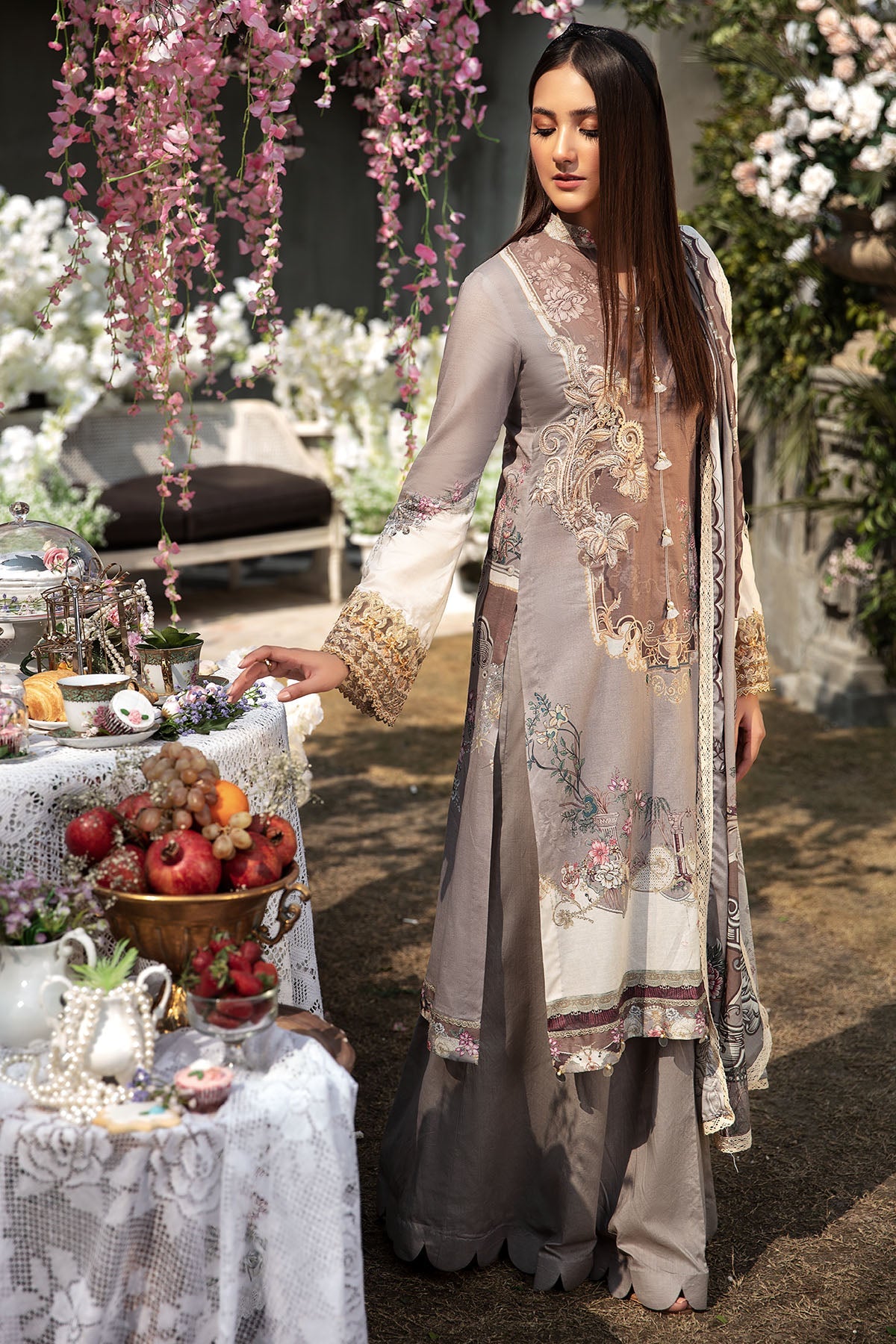 2819-BOTANICAL-GARDEN DIGITAL PRINTED LAWN UNSTITCHED