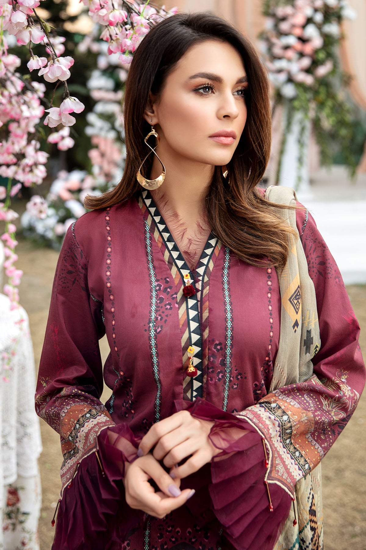 2820-CHOCO-GOLD DIGITAL PRINTED LAWN UNSTITCHED