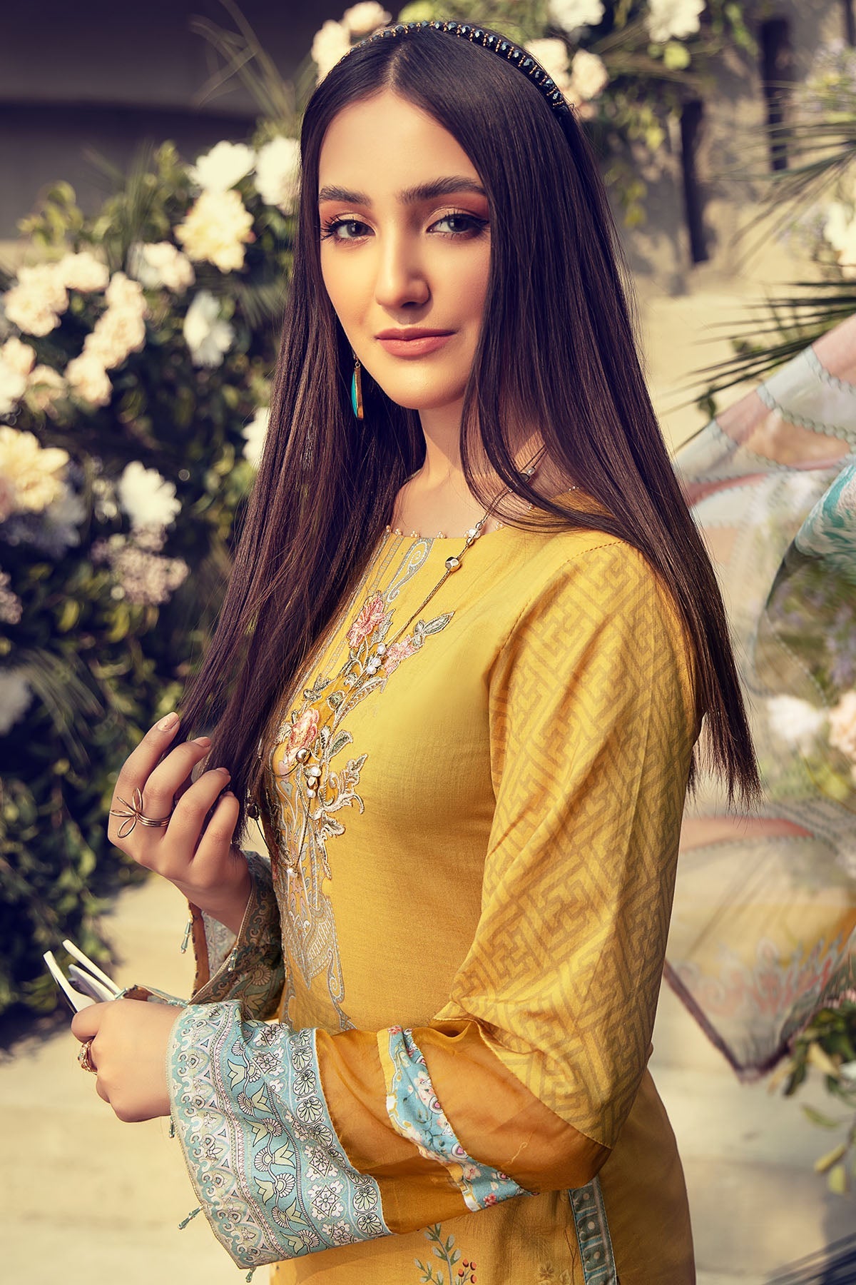 2822-COLZA-GARDEN DIGITAL PRINTED LAWN UNSTITCHED