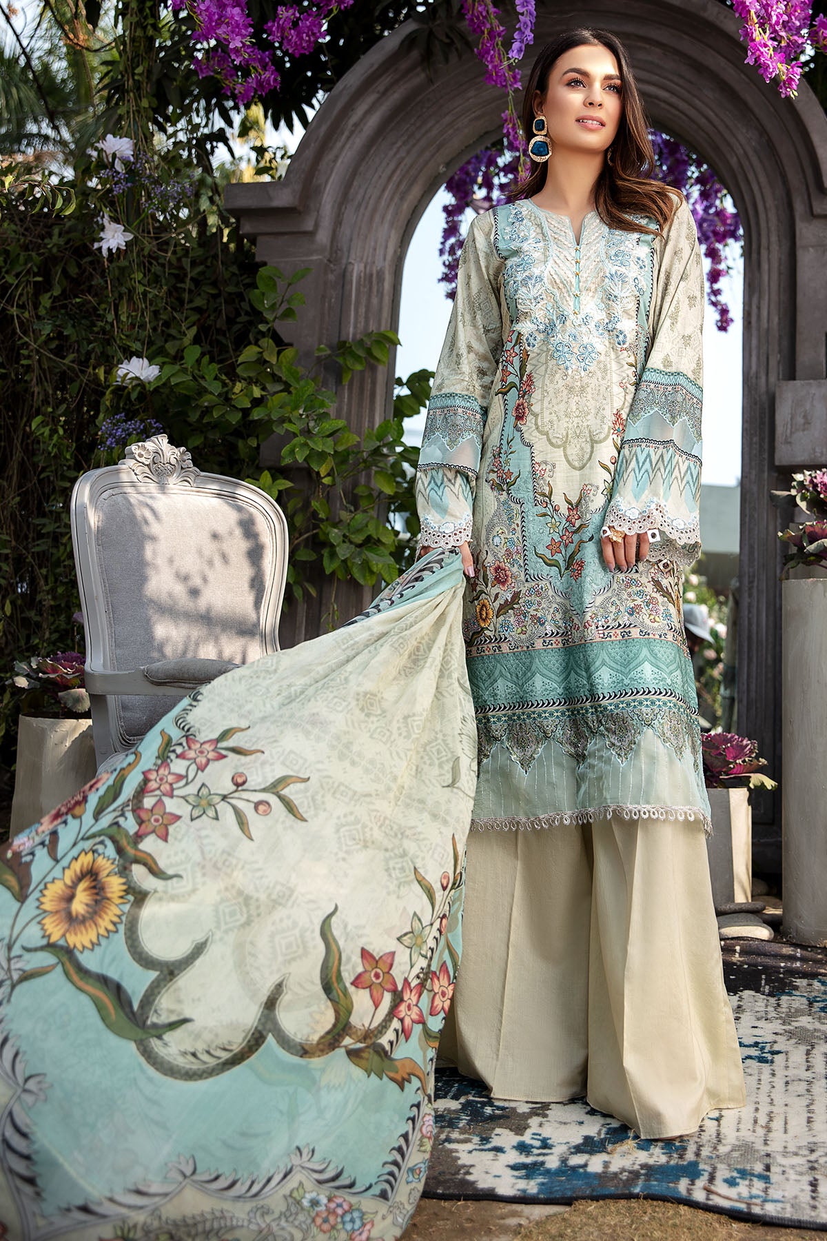 2823-AQUA-BLOOM DIGITAL PRINTED LAWN UNSTITCHED