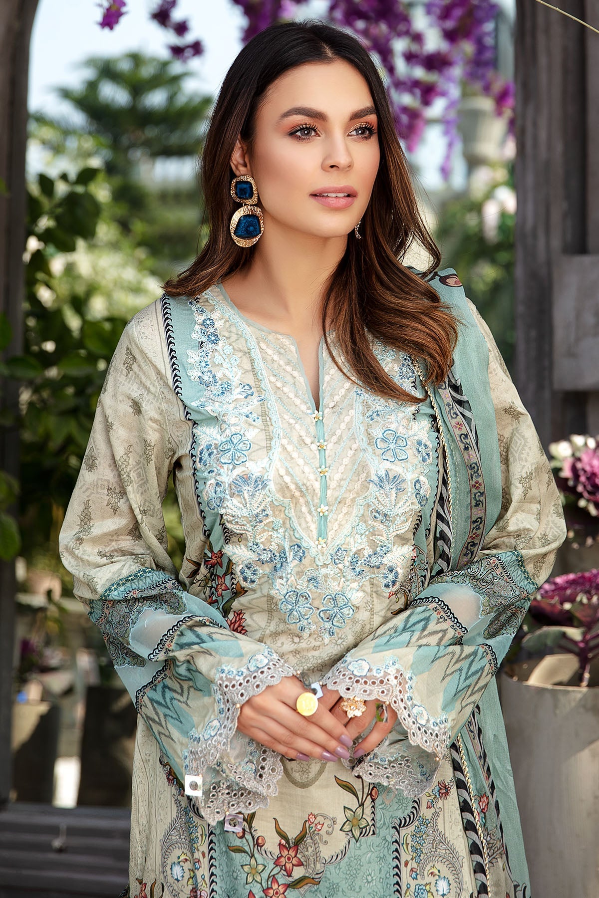 2823-AQUA-BLOOM DIGITAL PRINTED LAWN UNSTITCHED