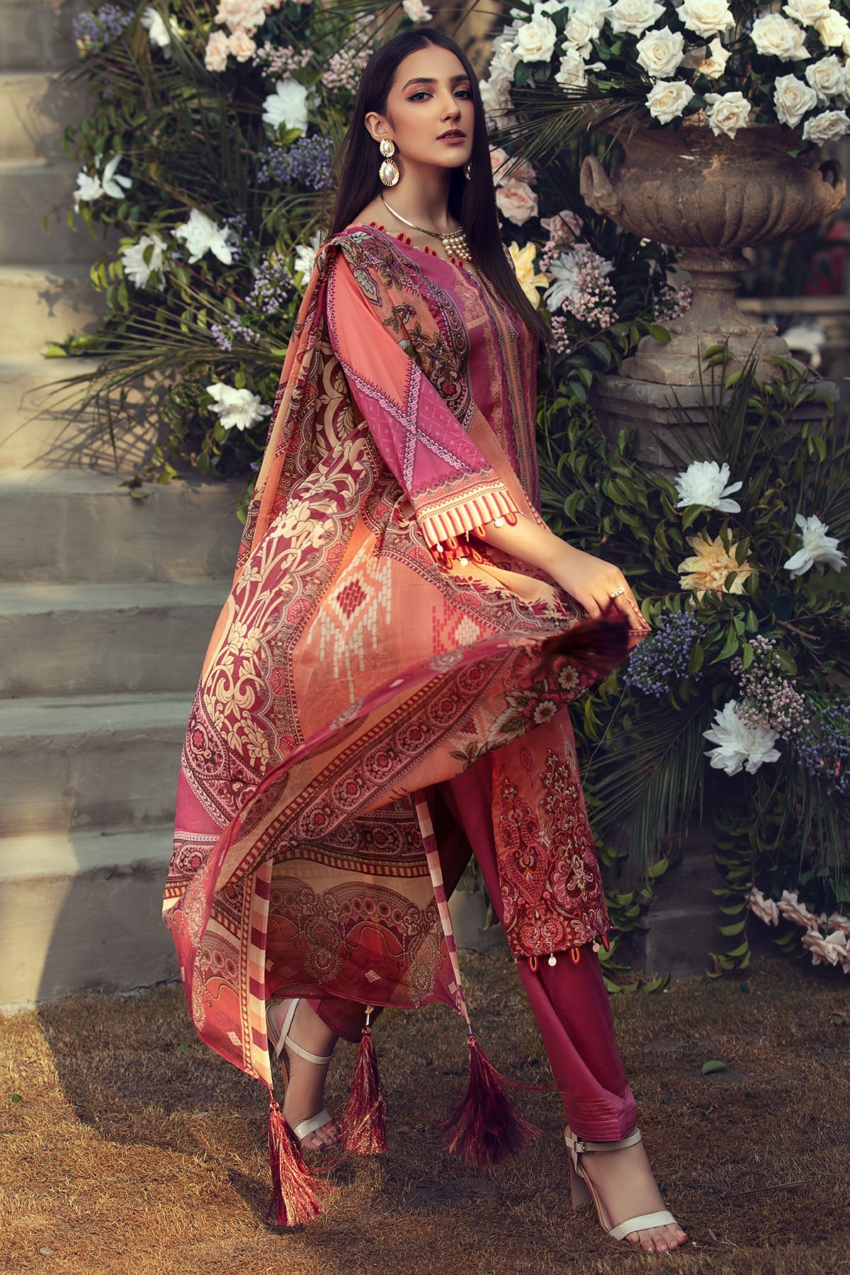 2826-OMBRE-FIRE DIGITAL PRINTED LAWN UNSTITCHED