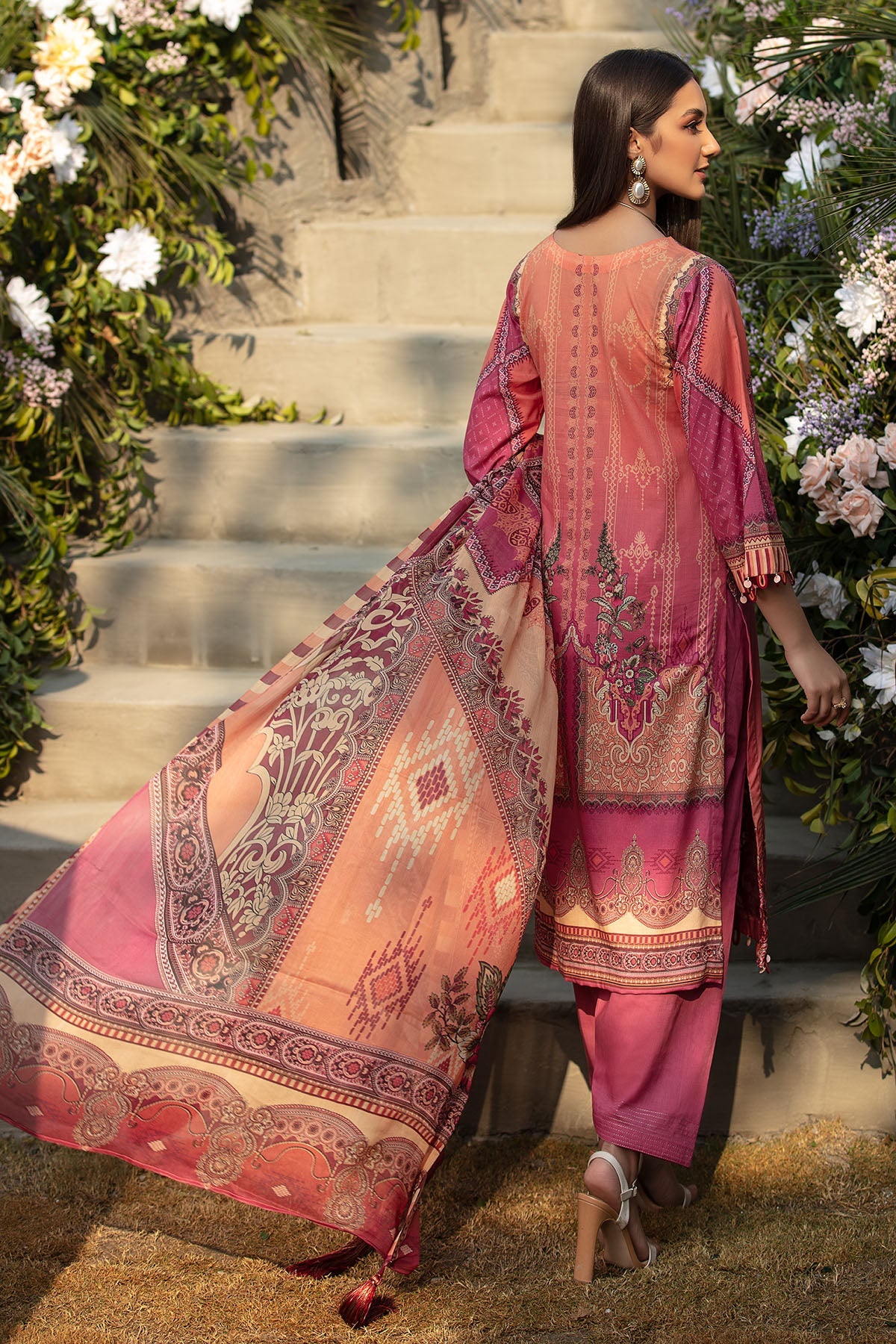 2826-OMBRE-FIRE DIGITAL PRINTED LAWN UNSTITCHED