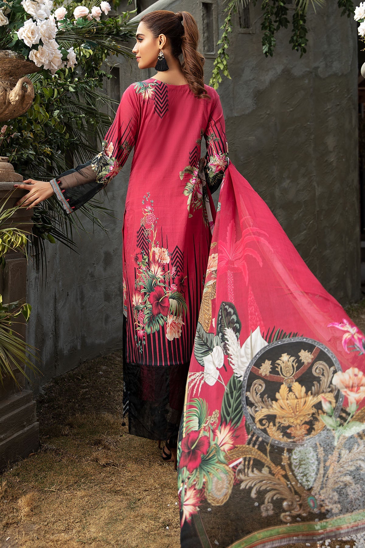 2827-TROPICAL-BLOOM DIGITAL PRINTED LAWN UNSTITCHED