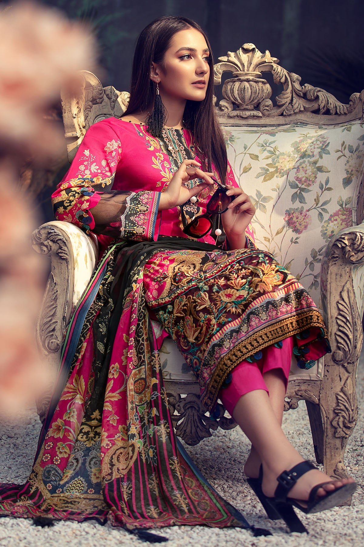 2829-NEON-ROSE DIGITAL PRINTED LAWN UNSTITCHED