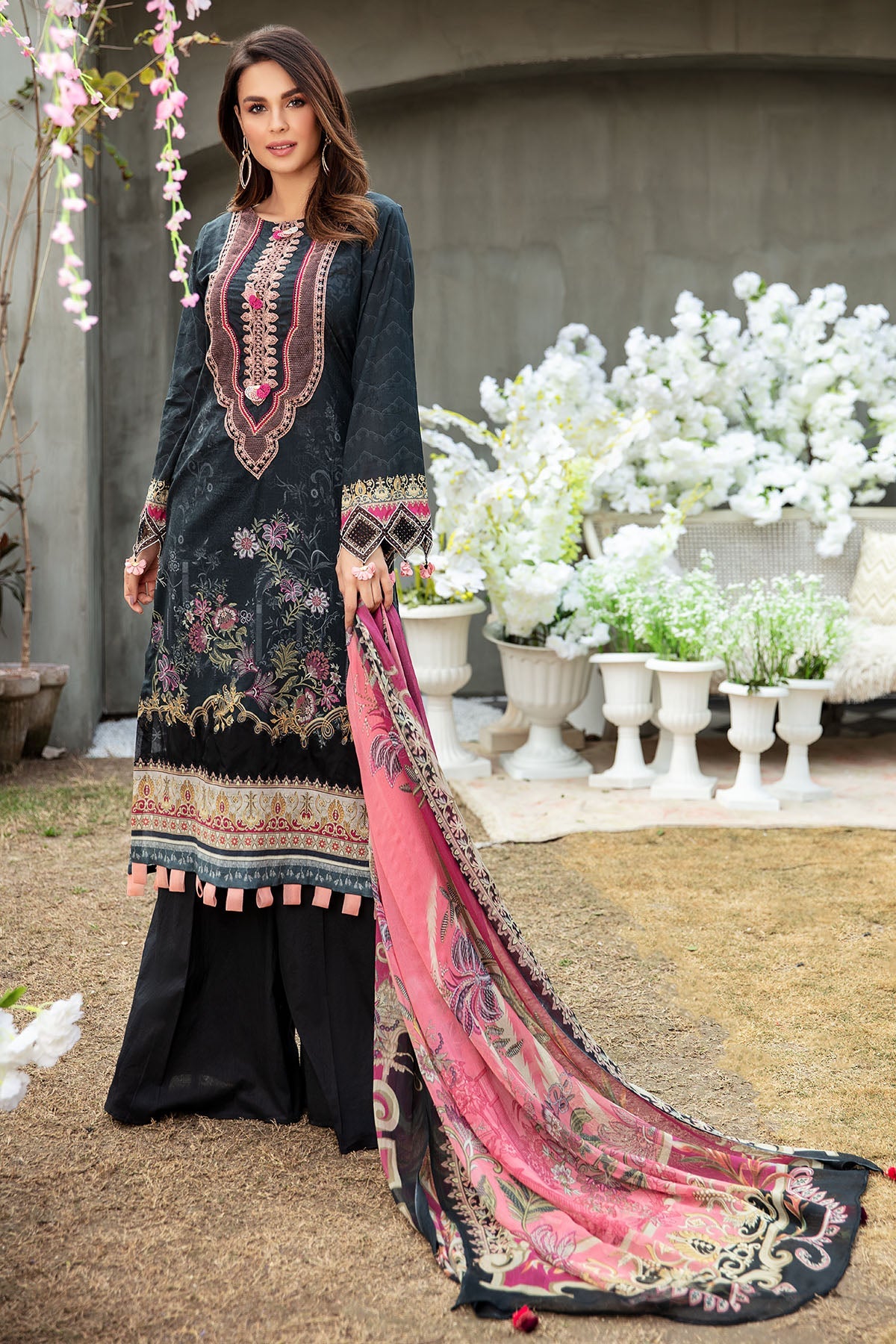 2831-BLACK-WAVES DIGITAL PRINTED LAWN UNSTITCHED
