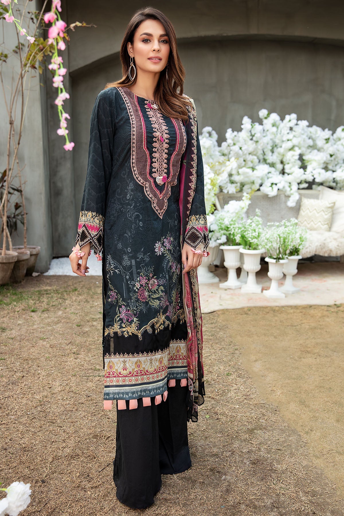 2831-BLACK-WAVES DIGITAL PRINTED LAWN UNSTITCHED