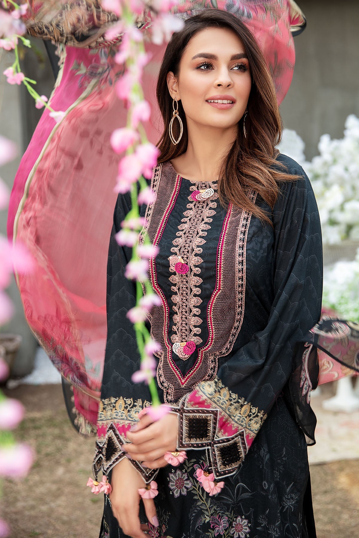 2831-BLACK-WAVES DIGITAL PRINTED LAWN UNSTITCHED