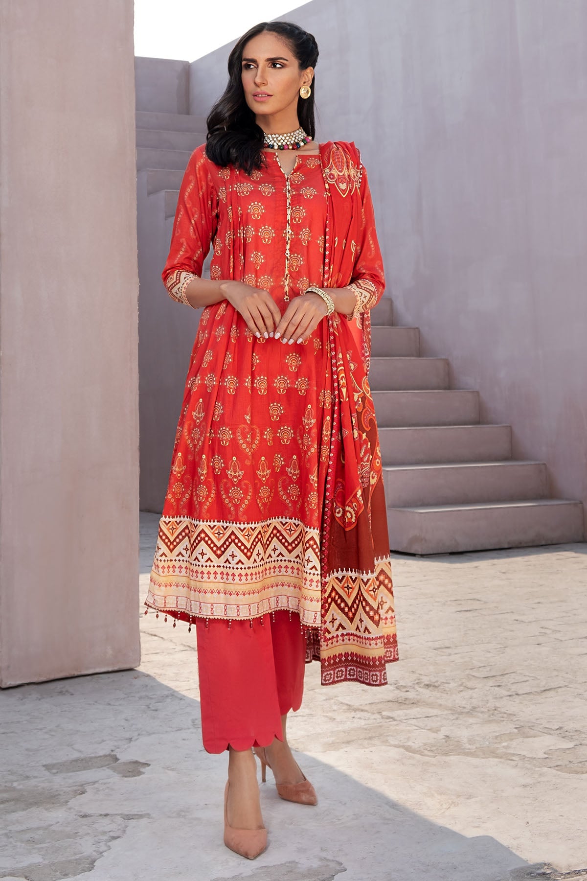 2835-PRINT-A DIGITAL PRINTED LAWN UNSTITCHED