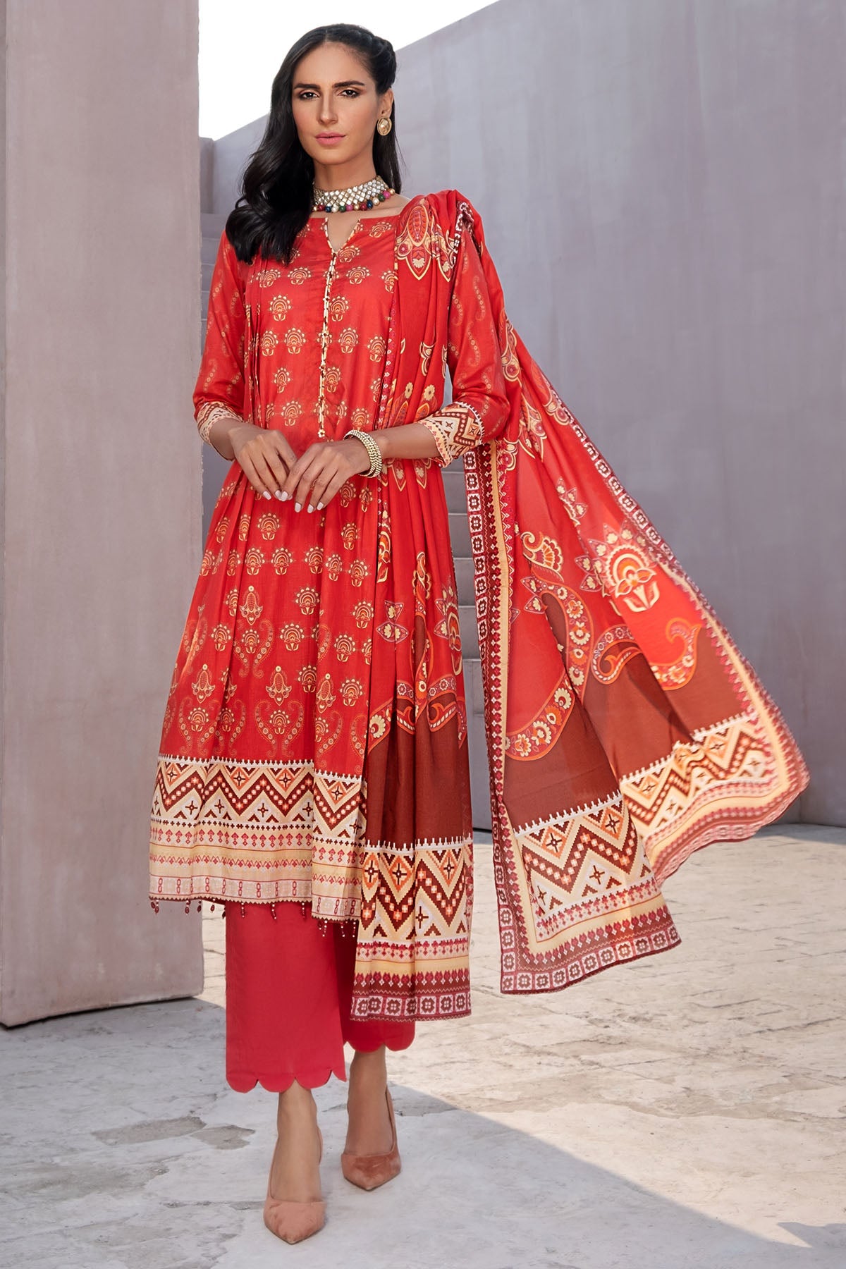 2835-PRINT-A DIGITAL PRINTED LAWN UNSTITCHED